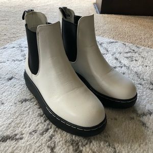 SEVEN7 vegan boots